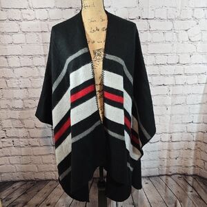 Steve Madden Black, Red, White Knit Wrap One Size